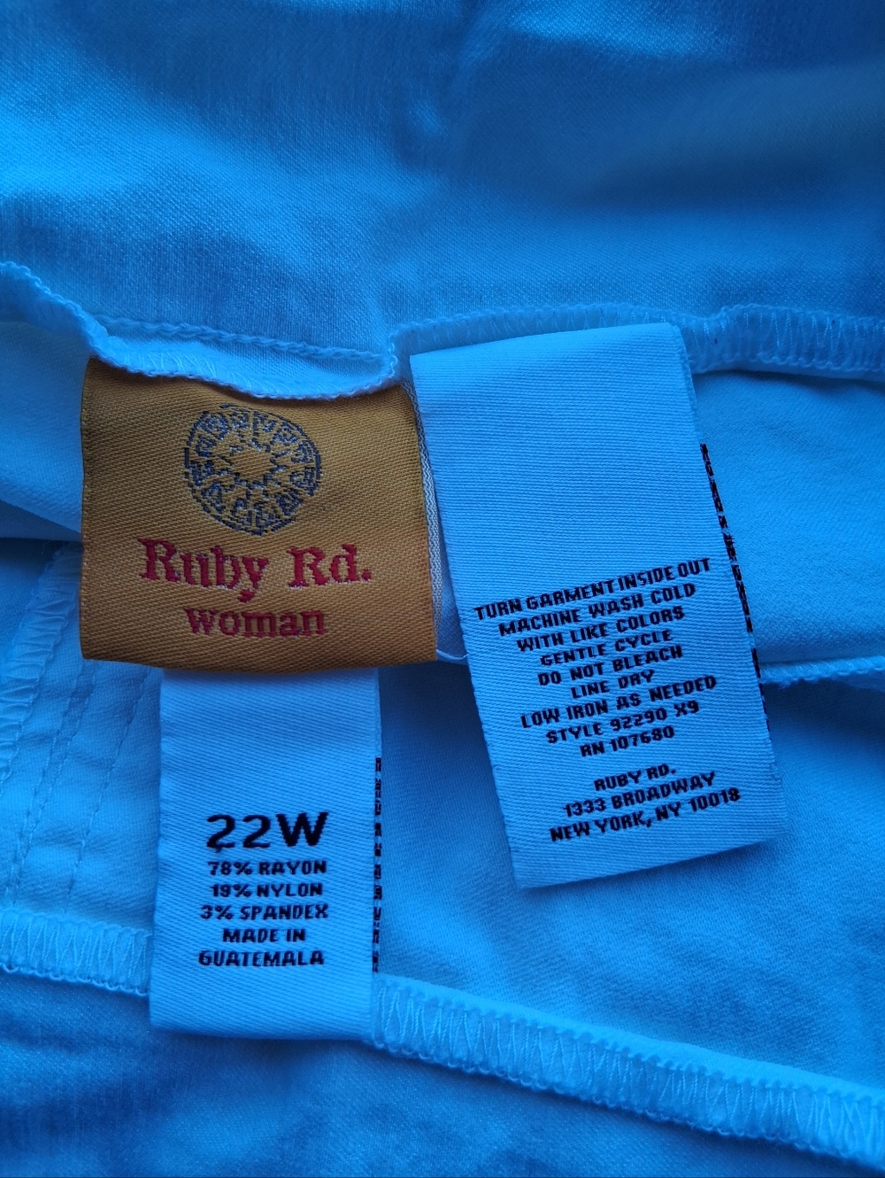 Ruby Rd Pull On Capri Pants - Picture 3 of 3